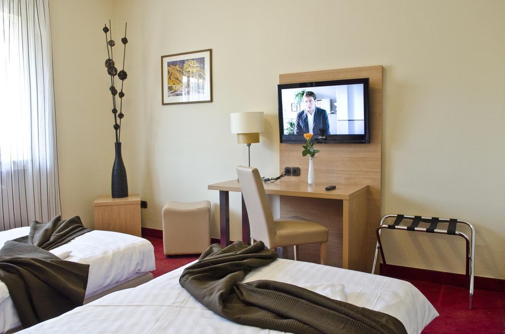 Hotel Paffhausen Wirges Extérieur photo